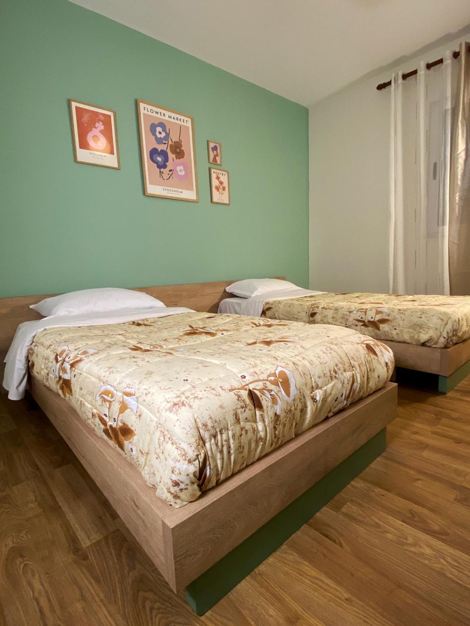 Restup Apartments In Tirana Double Room Eksteriør bilde